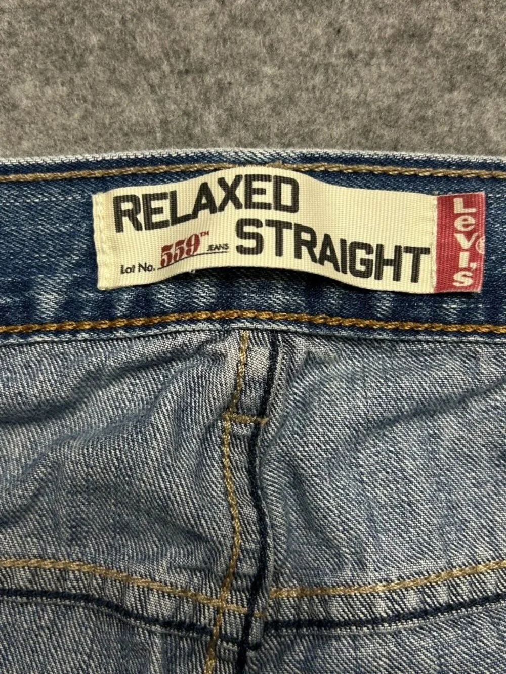 Levi's 559 Straight Leg Jeans Mens 40x30 Blue Denim Medium Wash Relaxed Fit